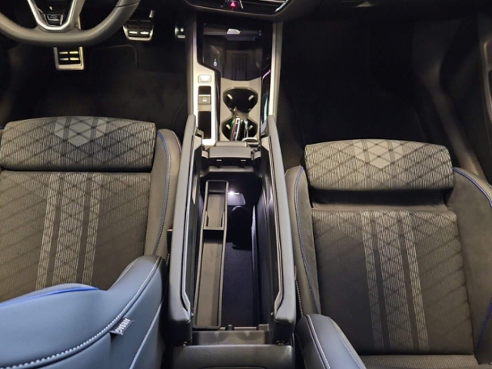 Volkswagen Passat – Bild 12