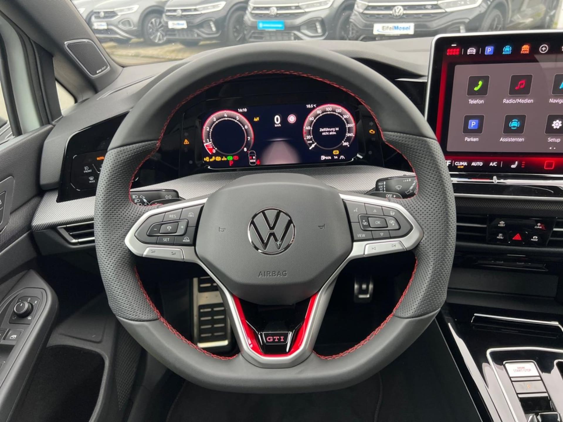 Volkswagen Golf GTI