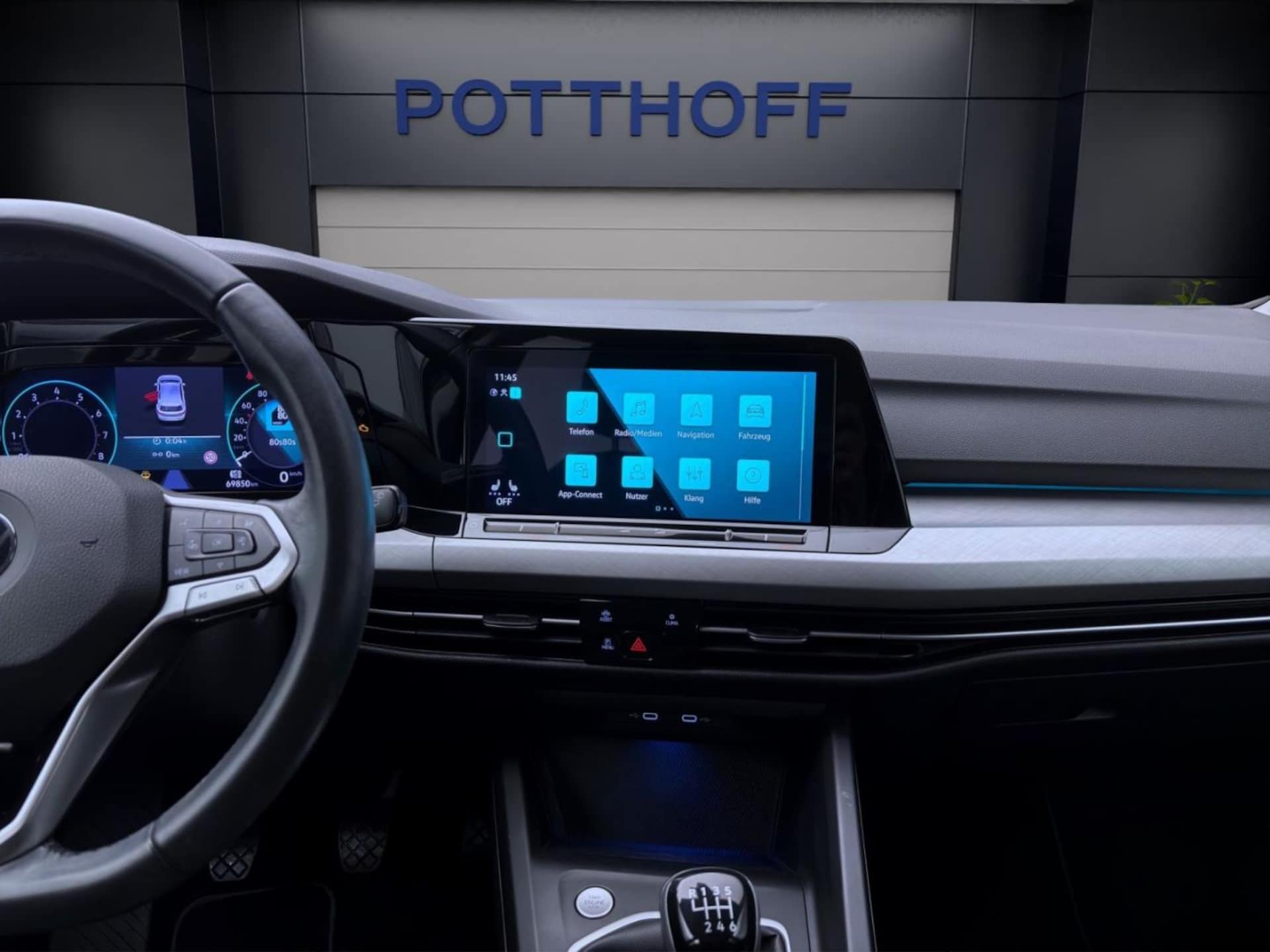 Volkswagen Golf Life