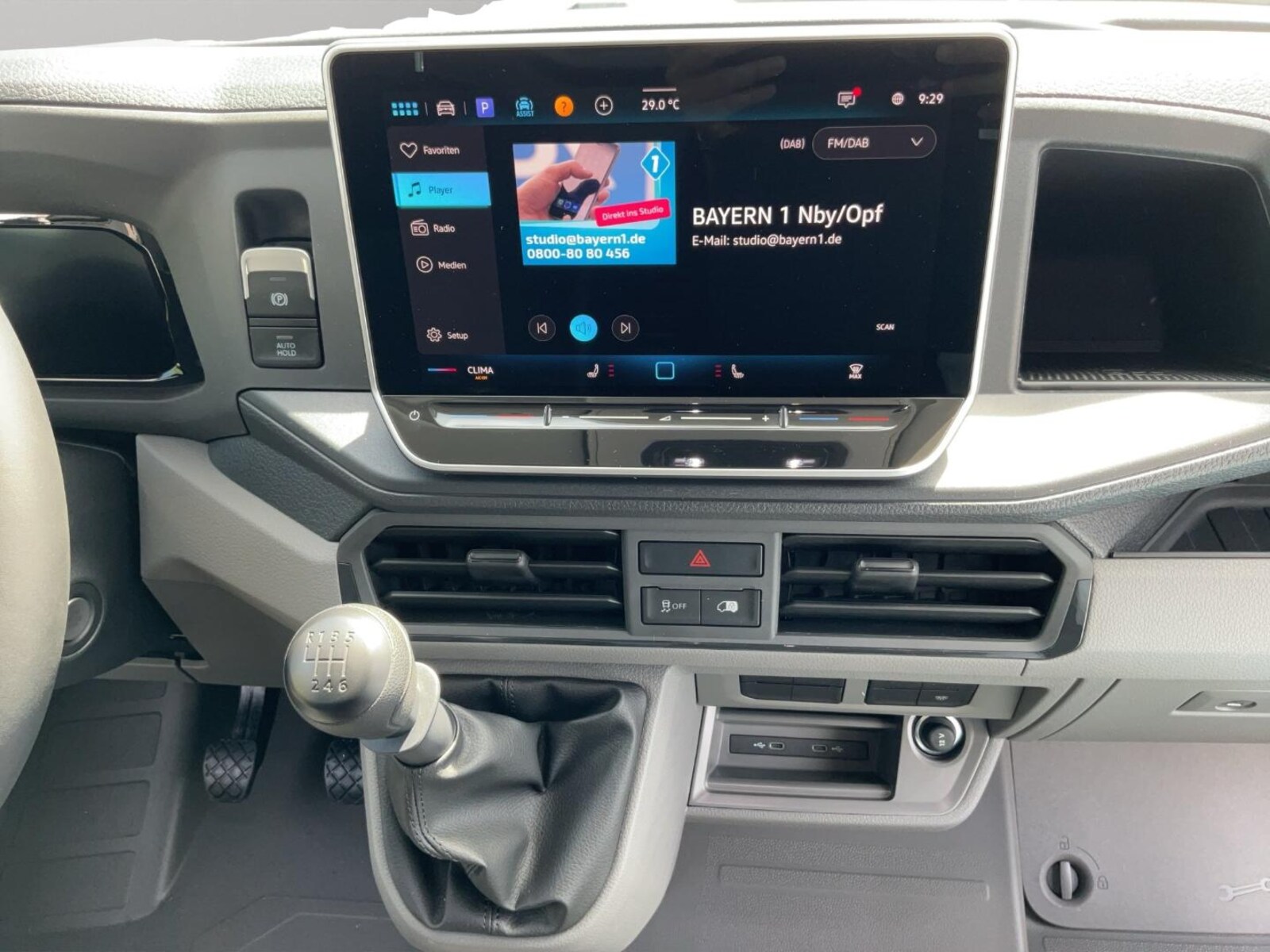 Volkswagen Crafter Kasten mittlerer Radstand – Bild 11