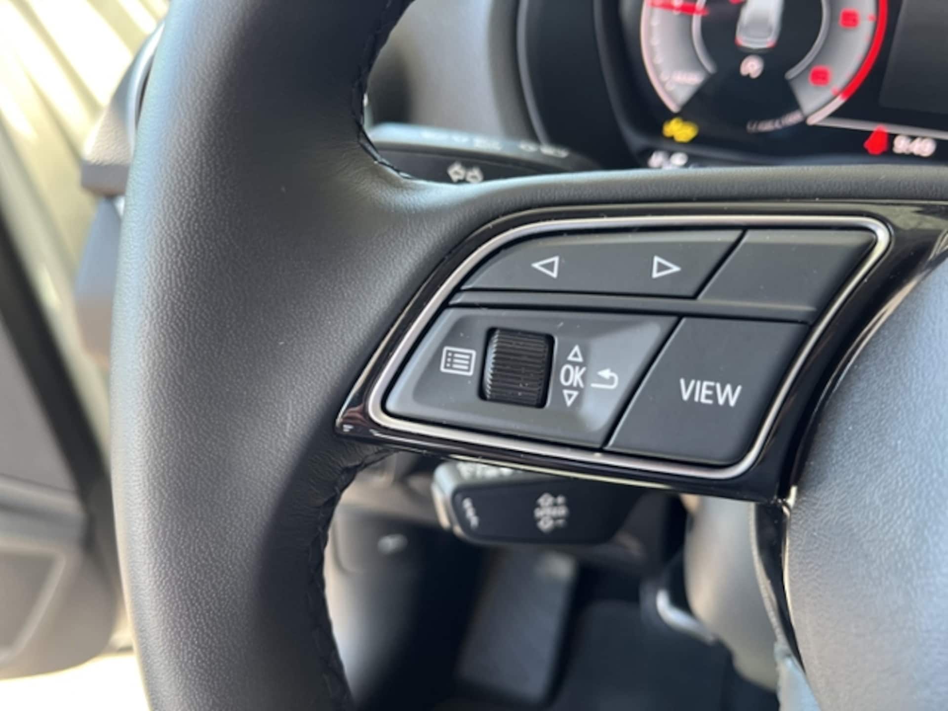 Audi Q2 S line