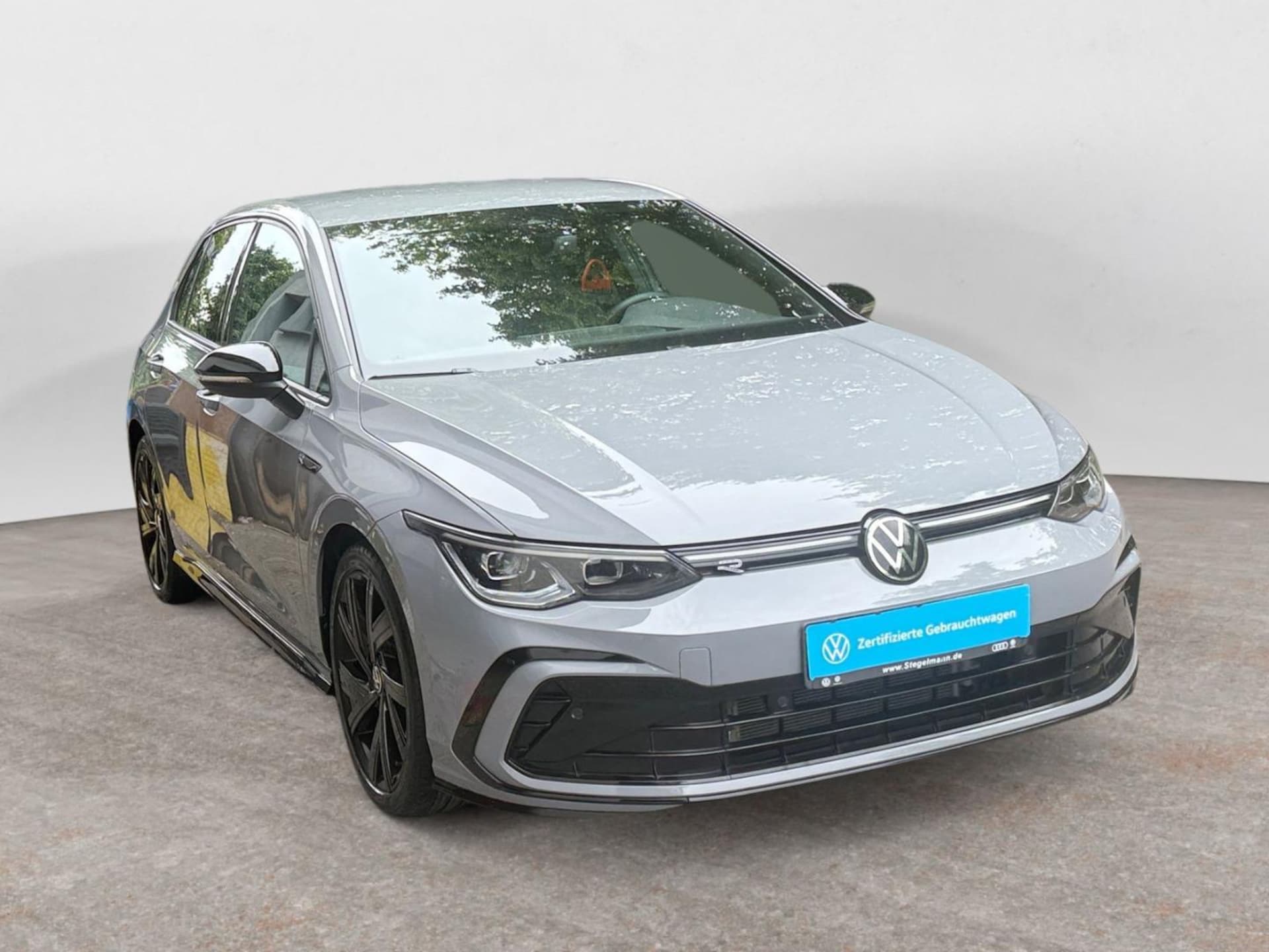 Volkswagen Golf R-Line
