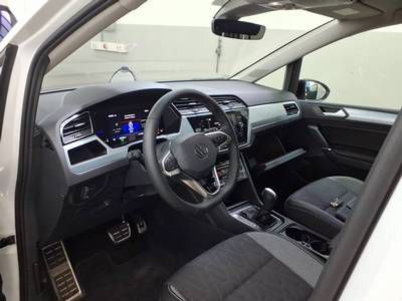 Volkswagen Touran – Bild 6