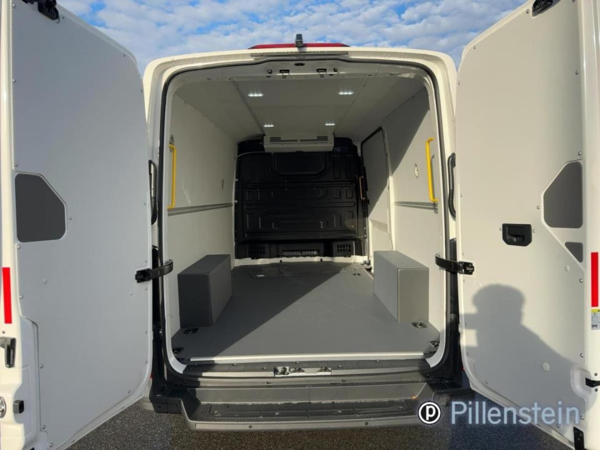 Volkswagen Crafter Kasten mittlerer Radstand