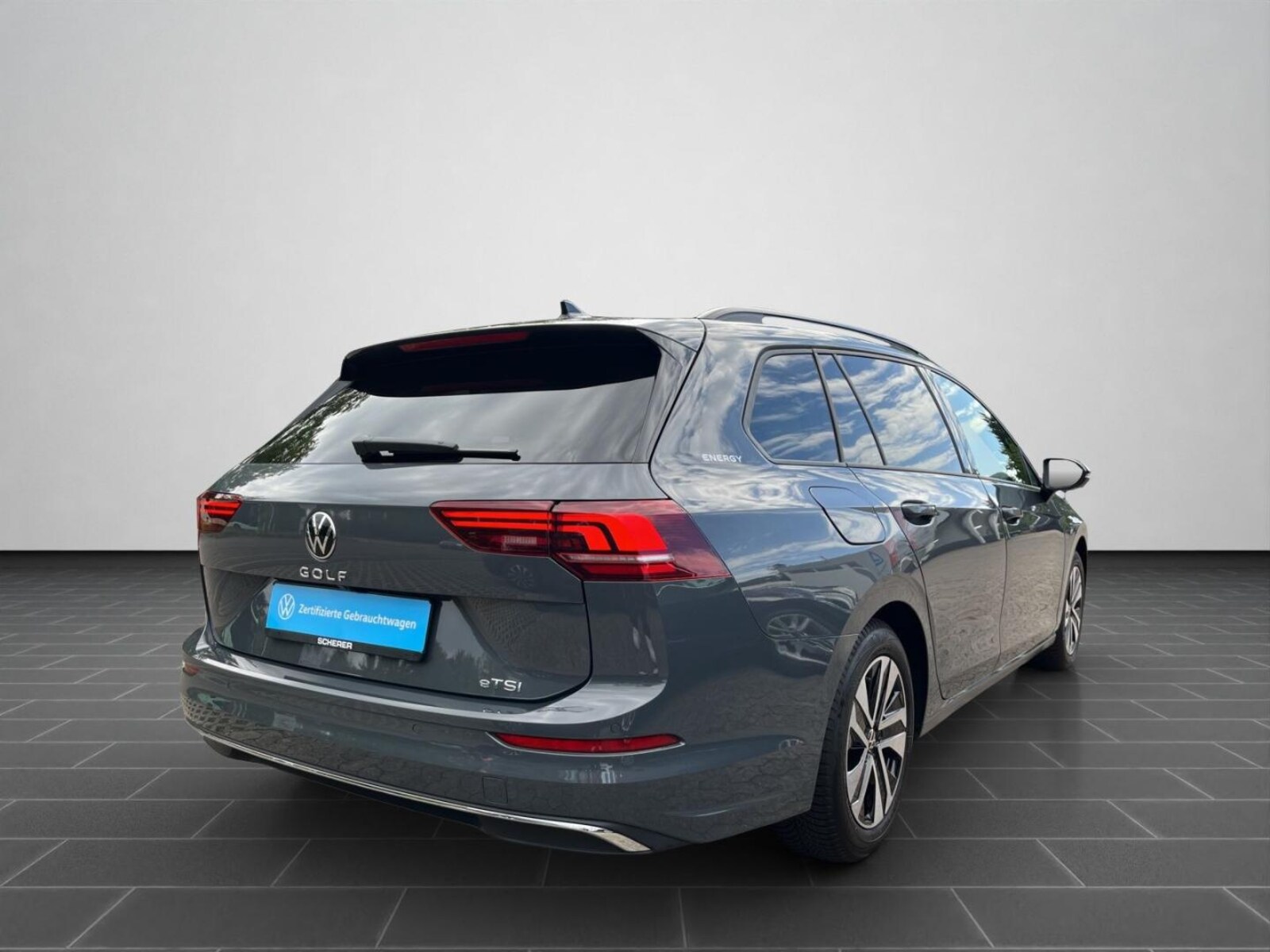 Volkswagen Golf Variant – Bild 2