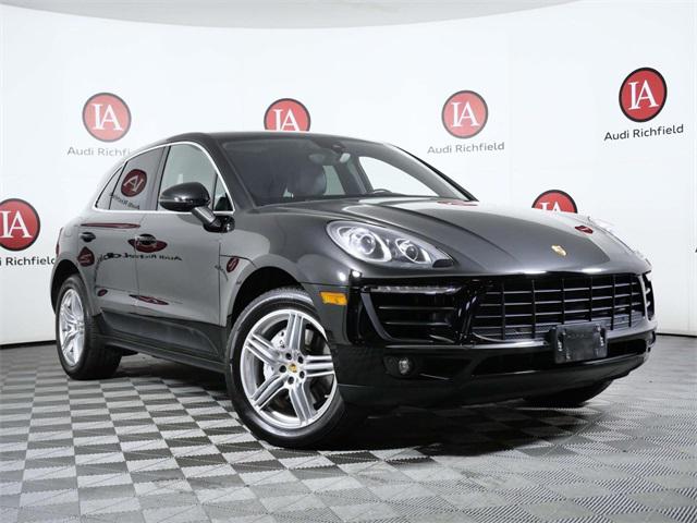 2017 Porsche Macan S