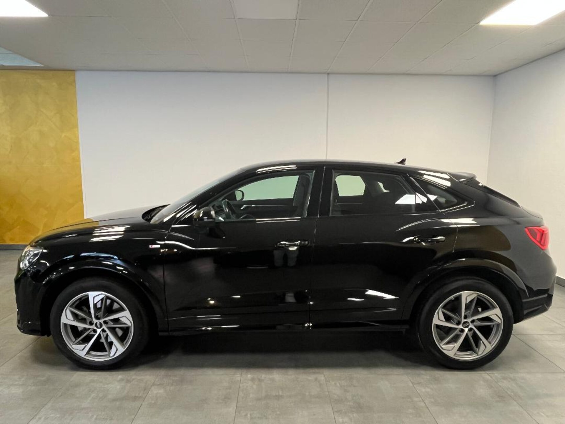Audi Q3 Sportback S line