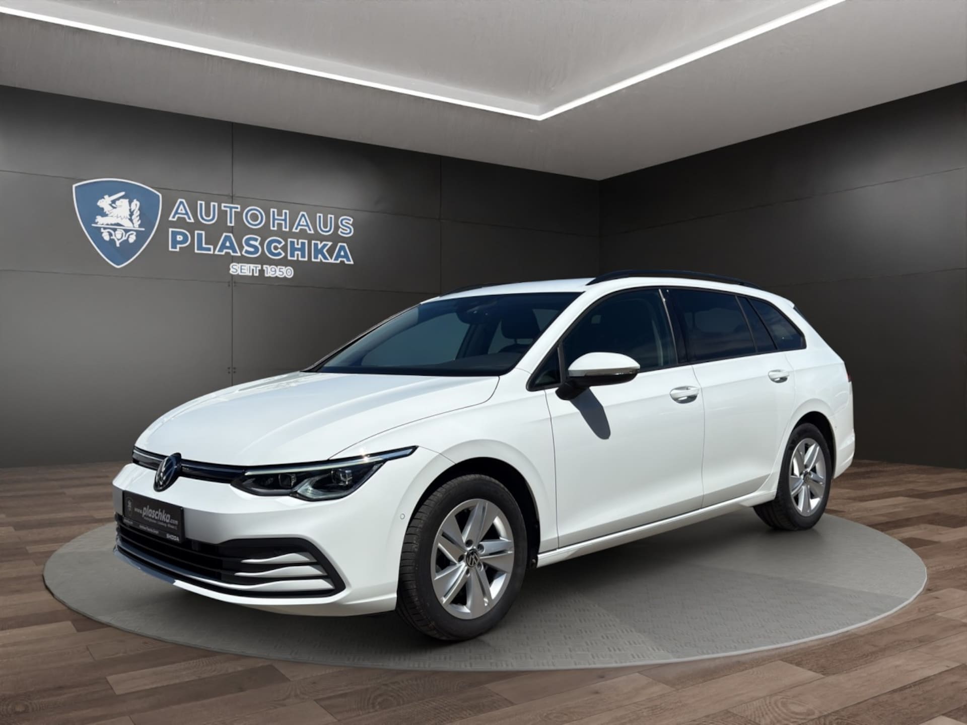 Volkswagen Golf Variant Life