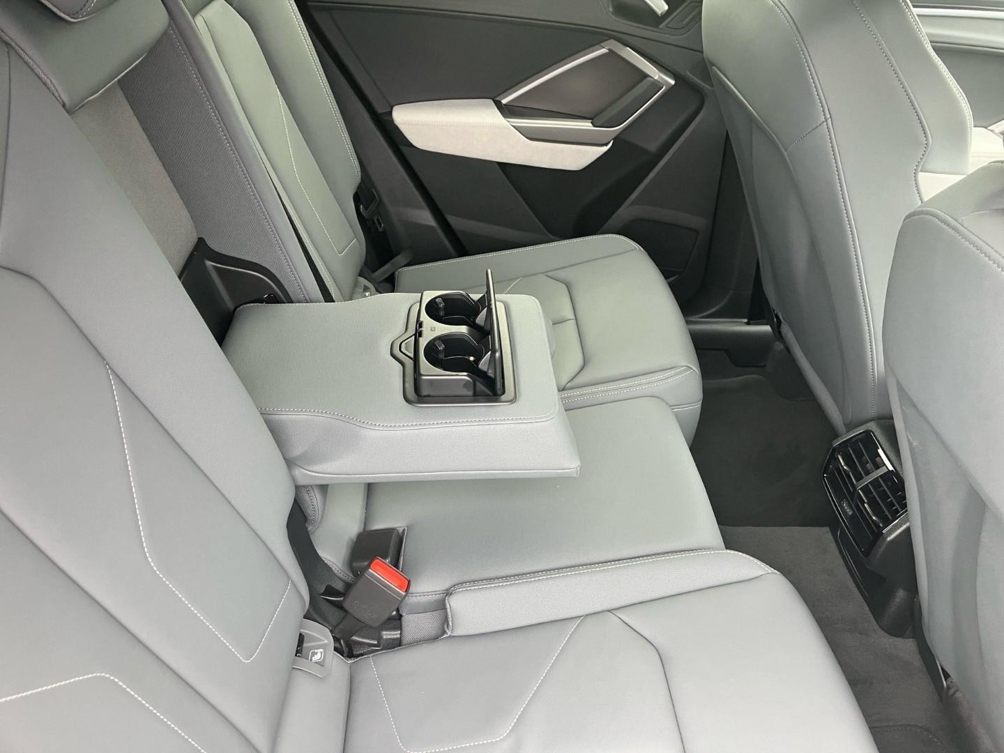 Bild über Audi Q3 Sportback TFSI 110 kW S tronic - für weitere Informationen kontaktieren Sie den Audi Partner