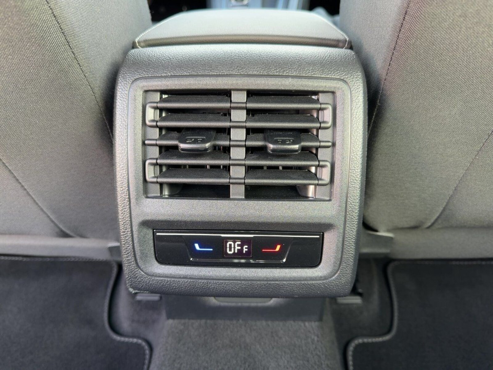 Volkswagen Golf Variant – Bild 17