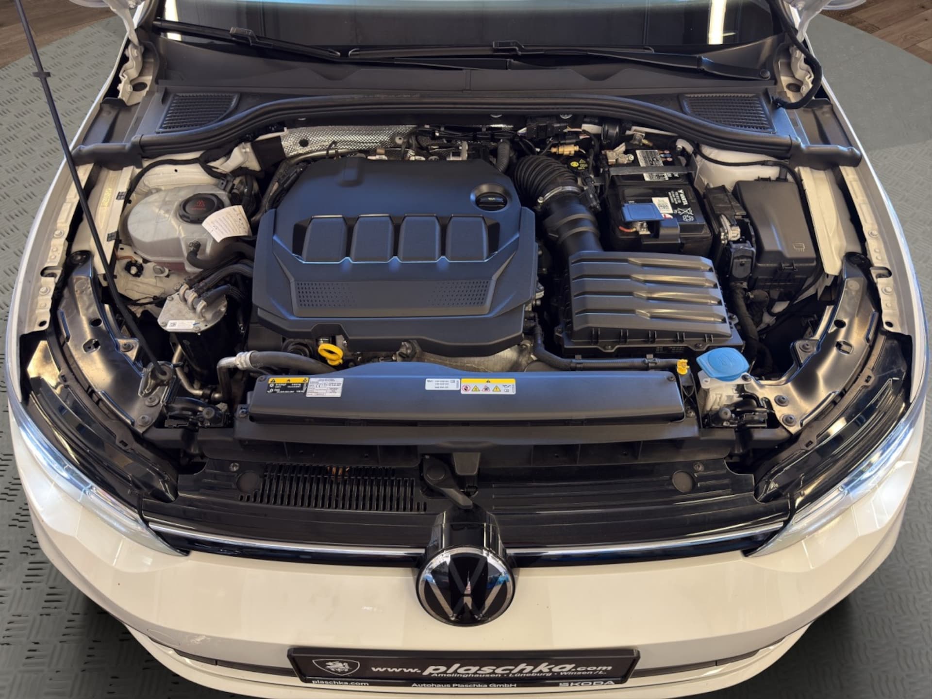 Volkswagen Golf Variant Life