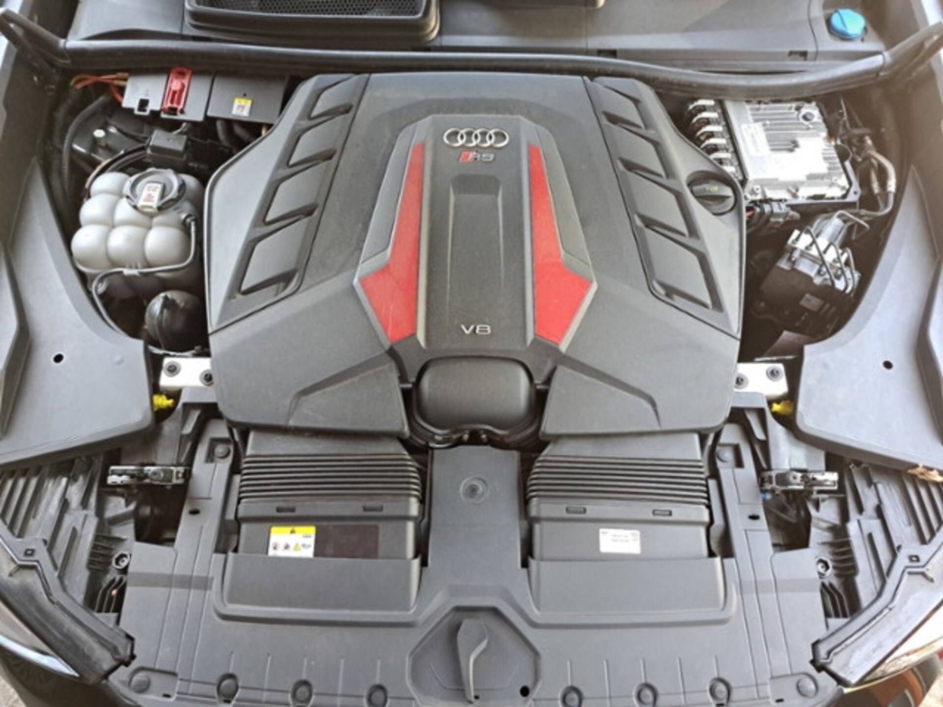 Audi RS Q8 SUV