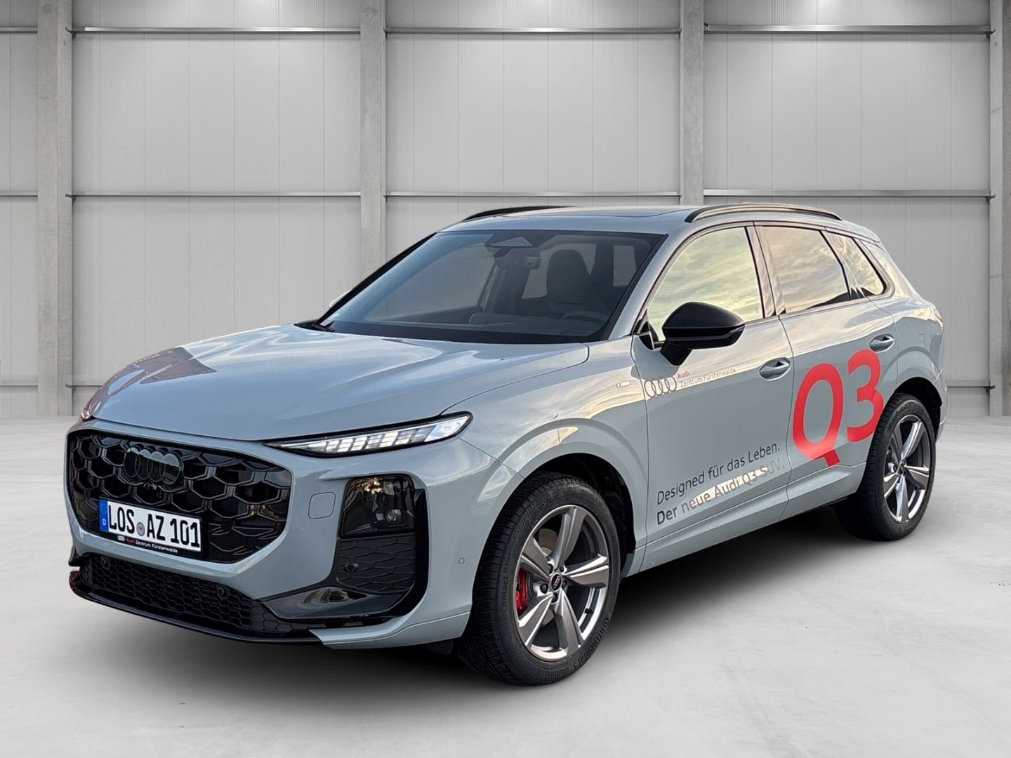 Bild über Audi Q3 SUV TFSI quattro 195 kW S tronic - für weitere Informationen kontaktieren Sie den Audi Partner