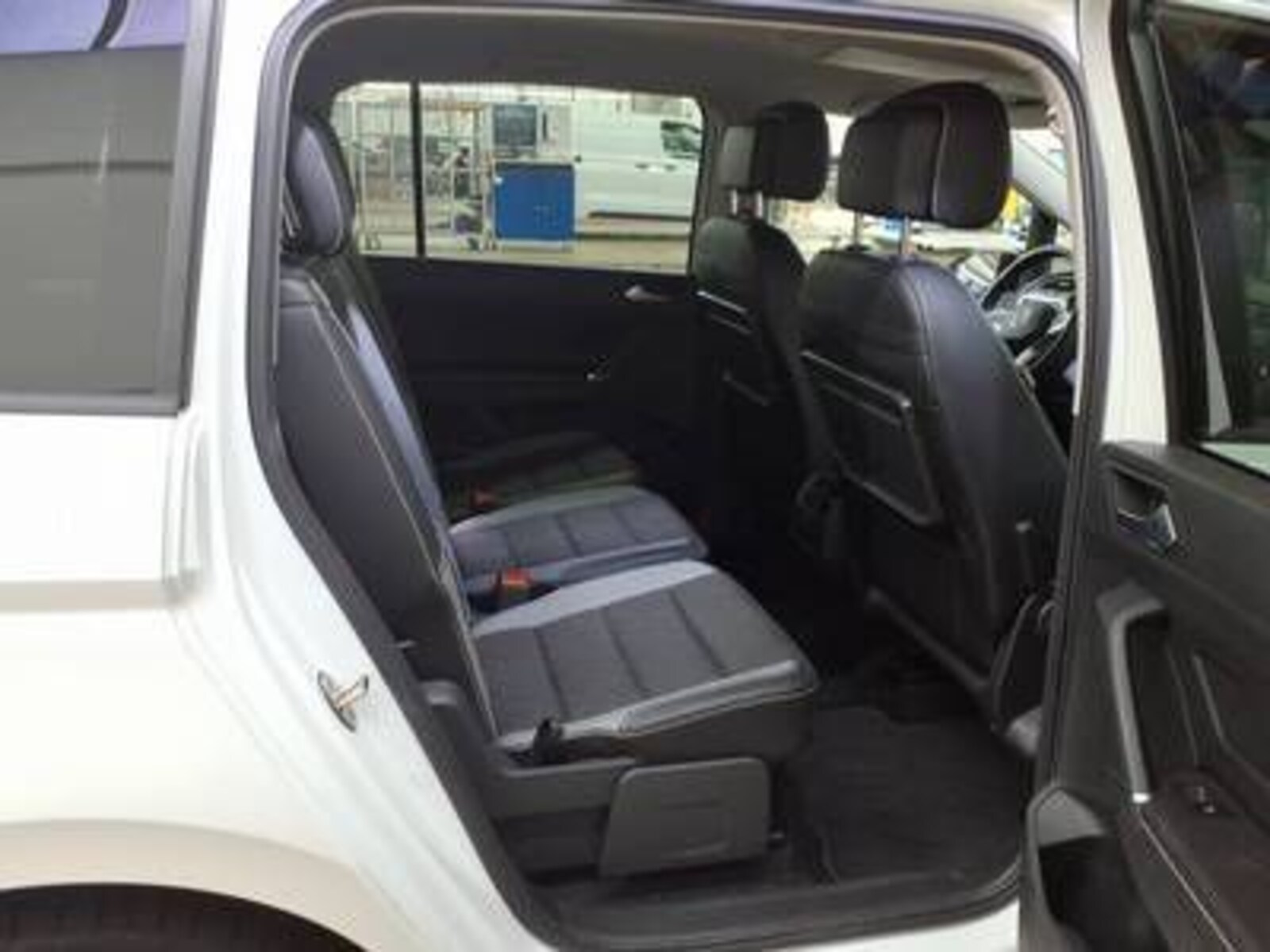 Volkswagen Touran – Bild 8