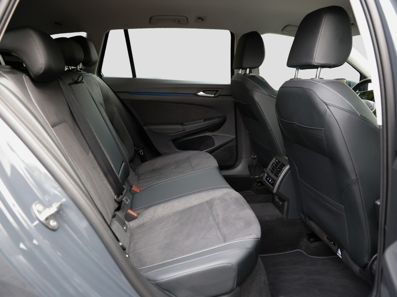 Volkswagen Golf Variant – Bild 10