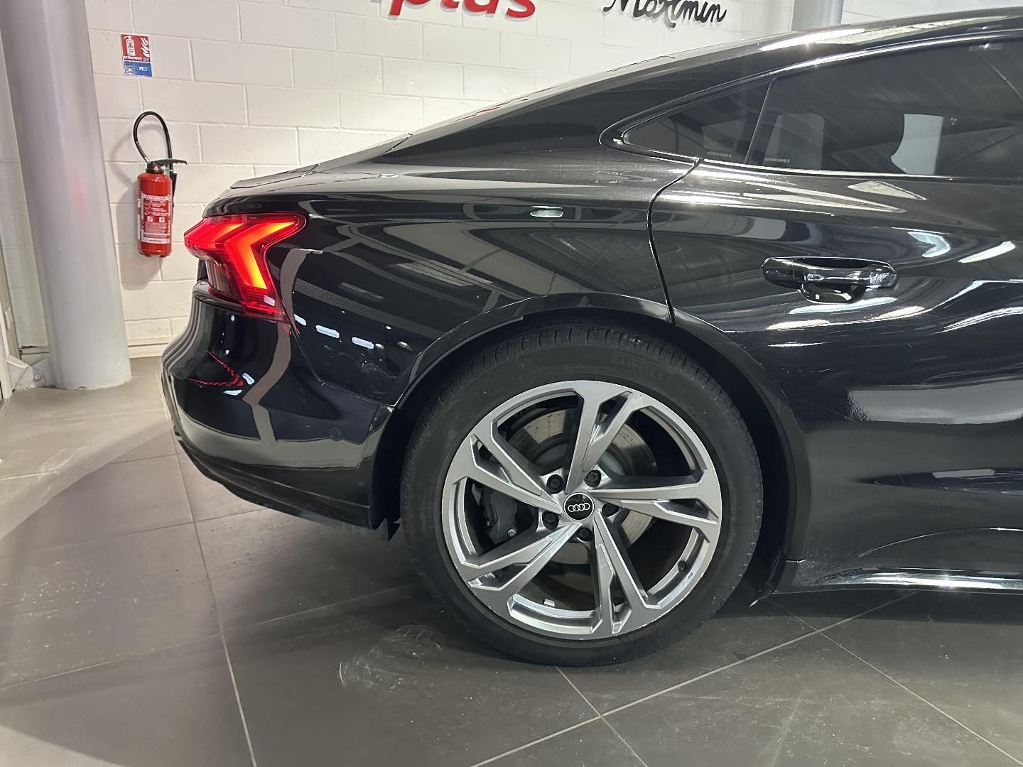 Image about Audi e-tron GT e-tron GT Extended quattro 350,00 kW