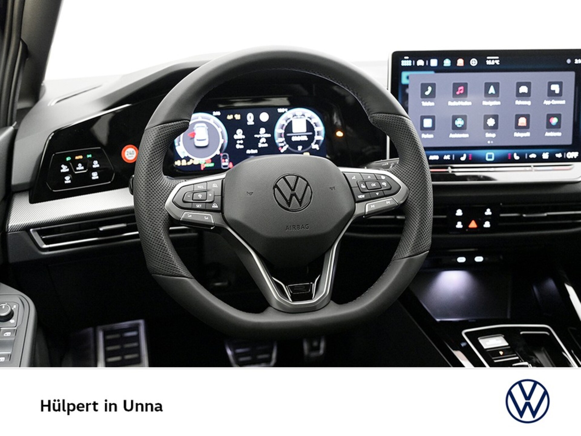 Volkswagen Golf R-Line