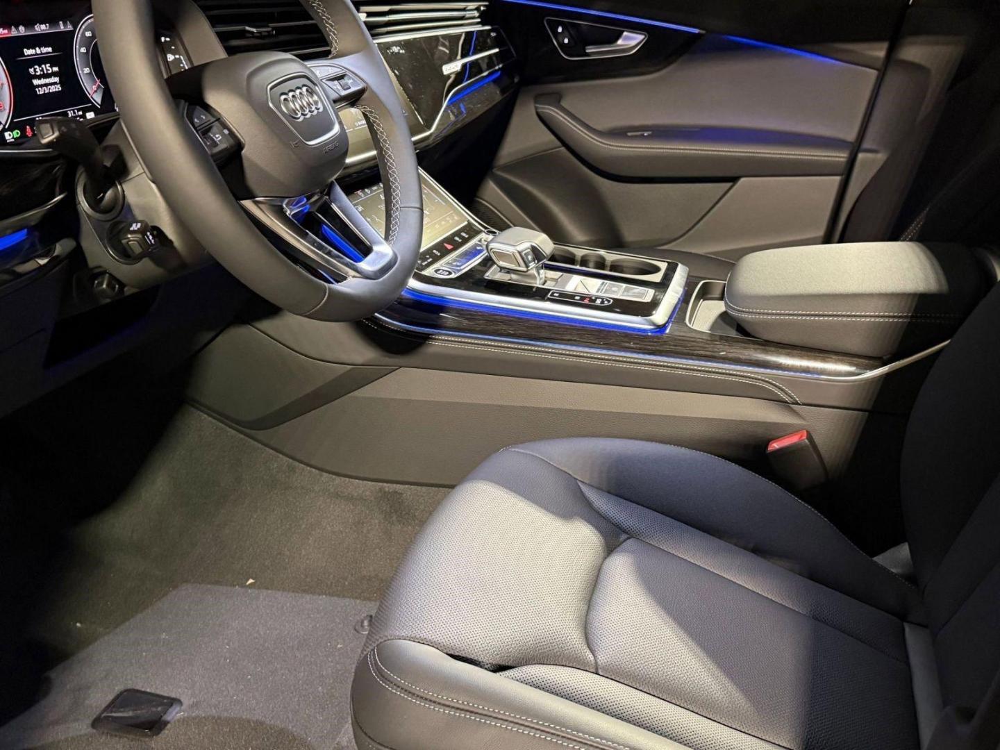 2026 Audi Q8 Premium Plus - Photo 5