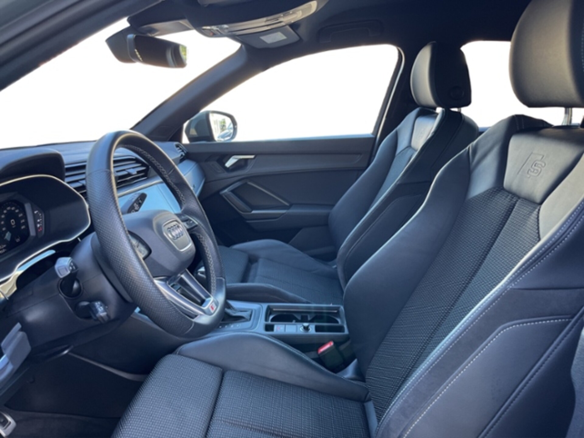 Audi Q3 SUV S line