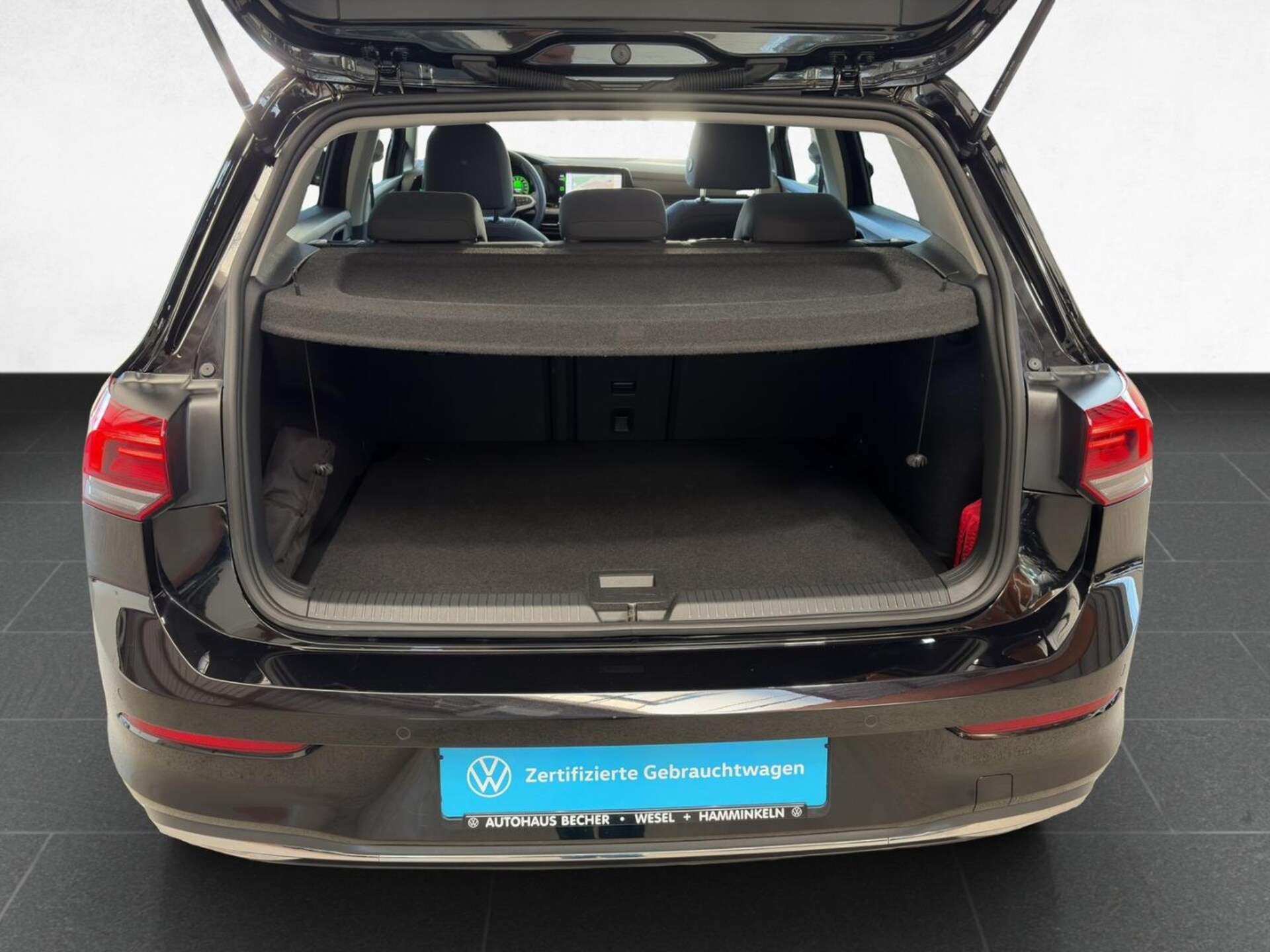 Volkswagen Golf Style