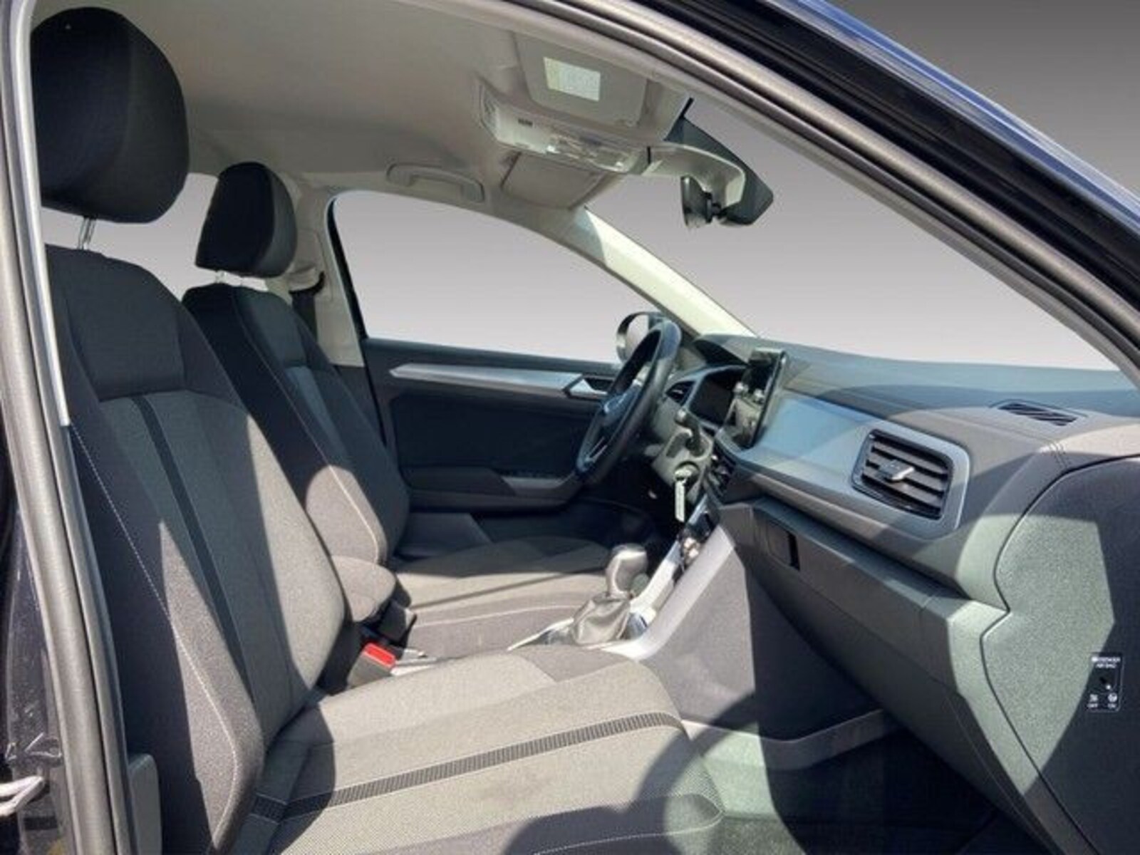 Volkswagen T-Roc – Bild 12