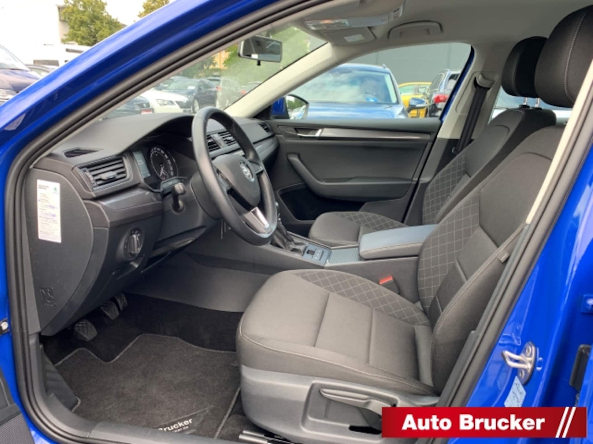 Skoda Superb Combi Active