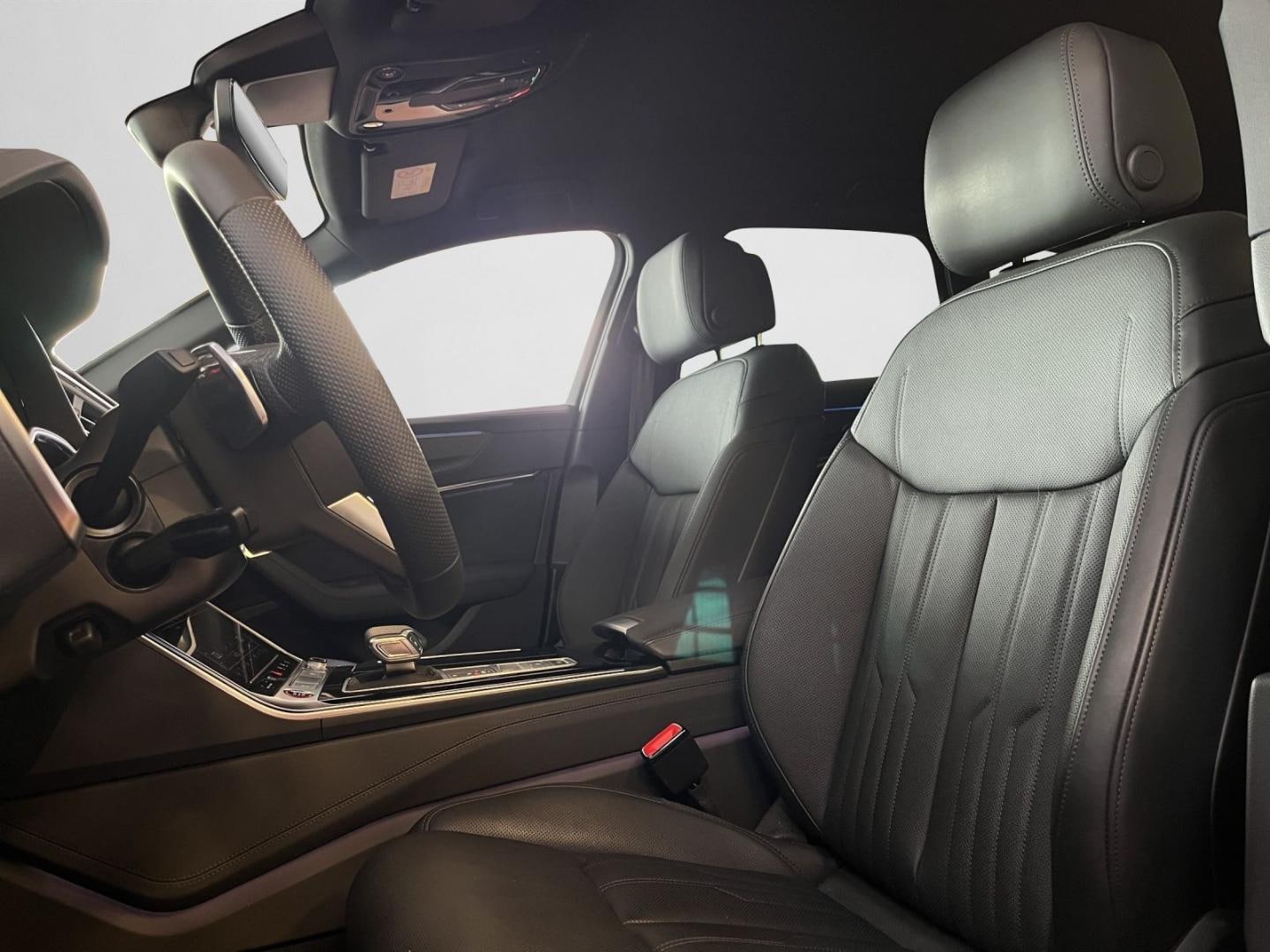 Bild über Audi RS 6 Avant TFSI quattro tiptronic - für weitere Informationen kontaktieren Sie den Audi Partner