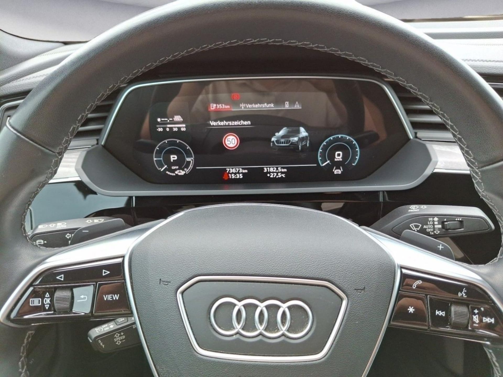 Audi Q8 Sportback e-tron S line