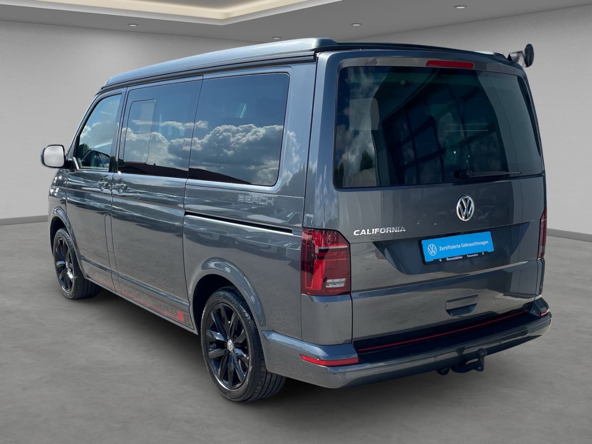 Volkswagen T6.1 California Beach