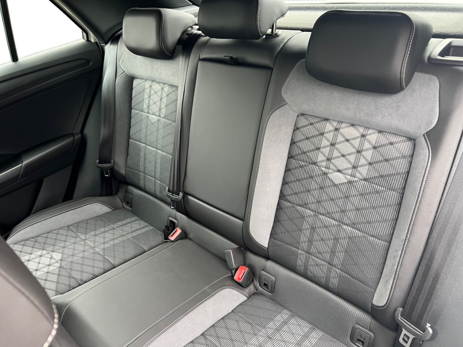 Volkswagen T-Roc – Bild 13