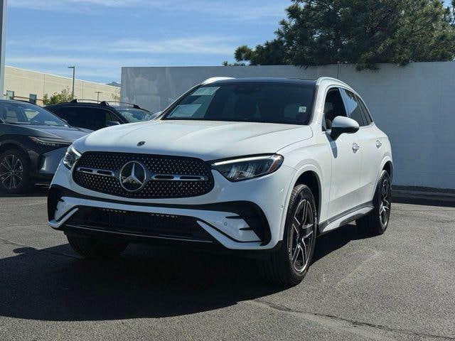 2025 Mercedes-Benz GLC 300