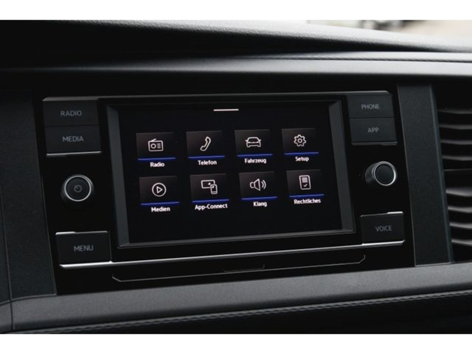 Volkswagen T6.1 Transporter Kombi langer Radstand – Bild 12