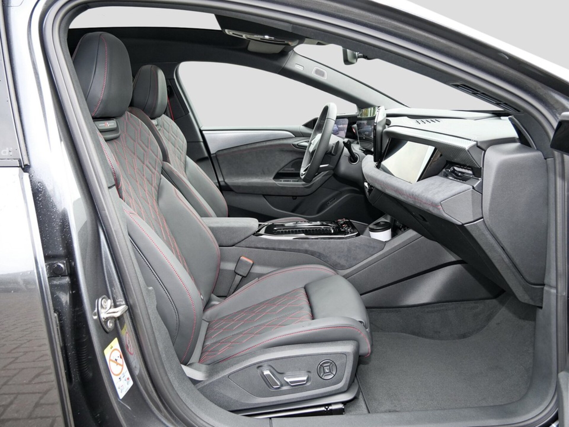 Audi A6 Avant e-tron edition one
