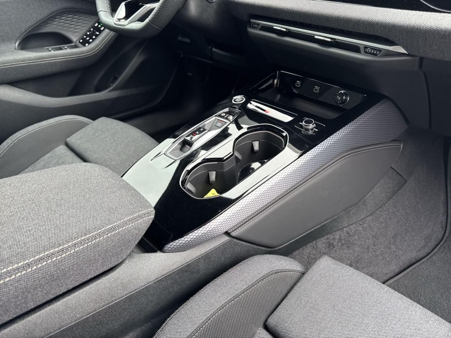 Bild über Audi A5 Avant TDI quattro 150 kW S tronic - für weitere Informationen kontaktieren Sie den Audi Partner