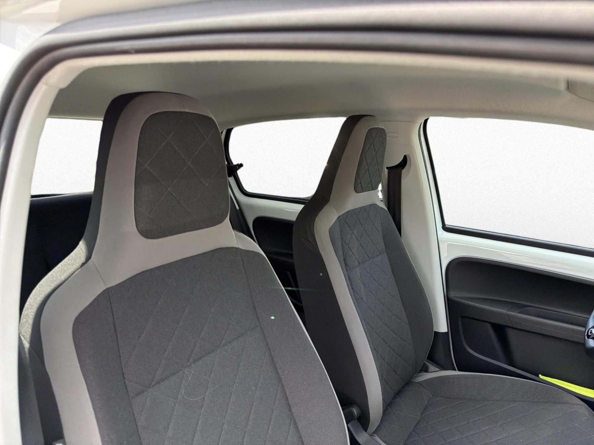 Volkswagen e-up! Style "Plus"