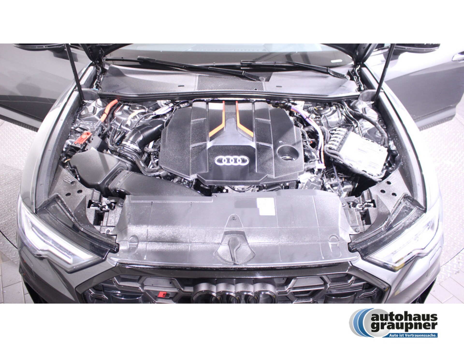 Audi S6 Avant