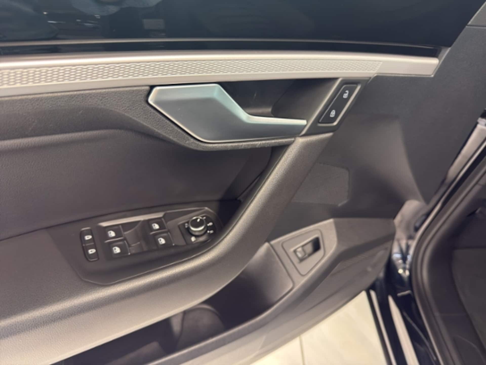 Volkswagen Touareg Basis-Modell