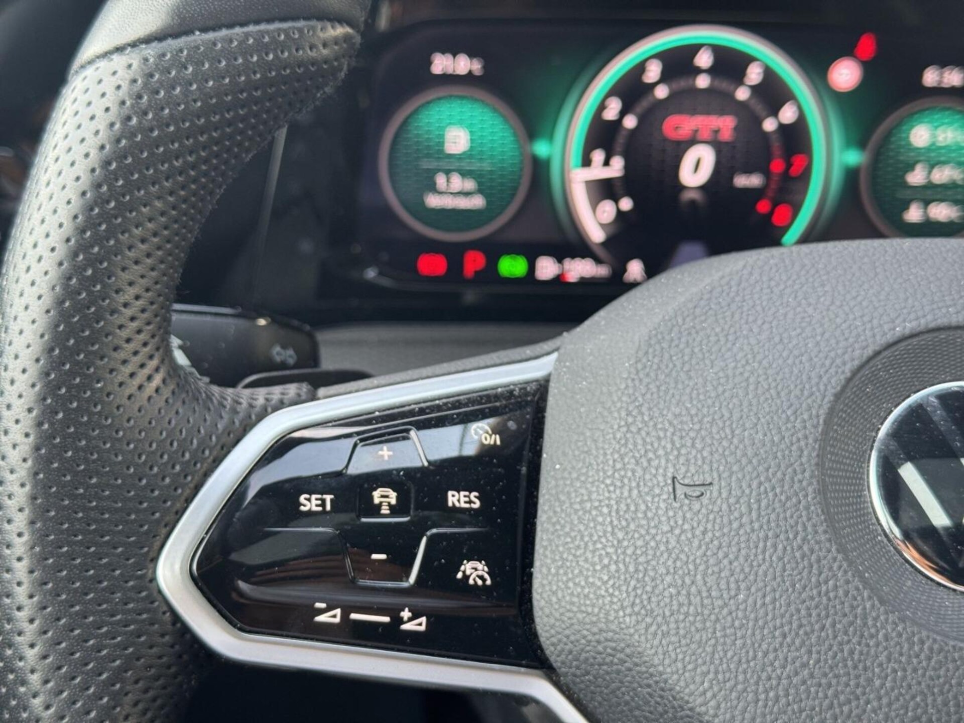 Volkswagen Golf GTI