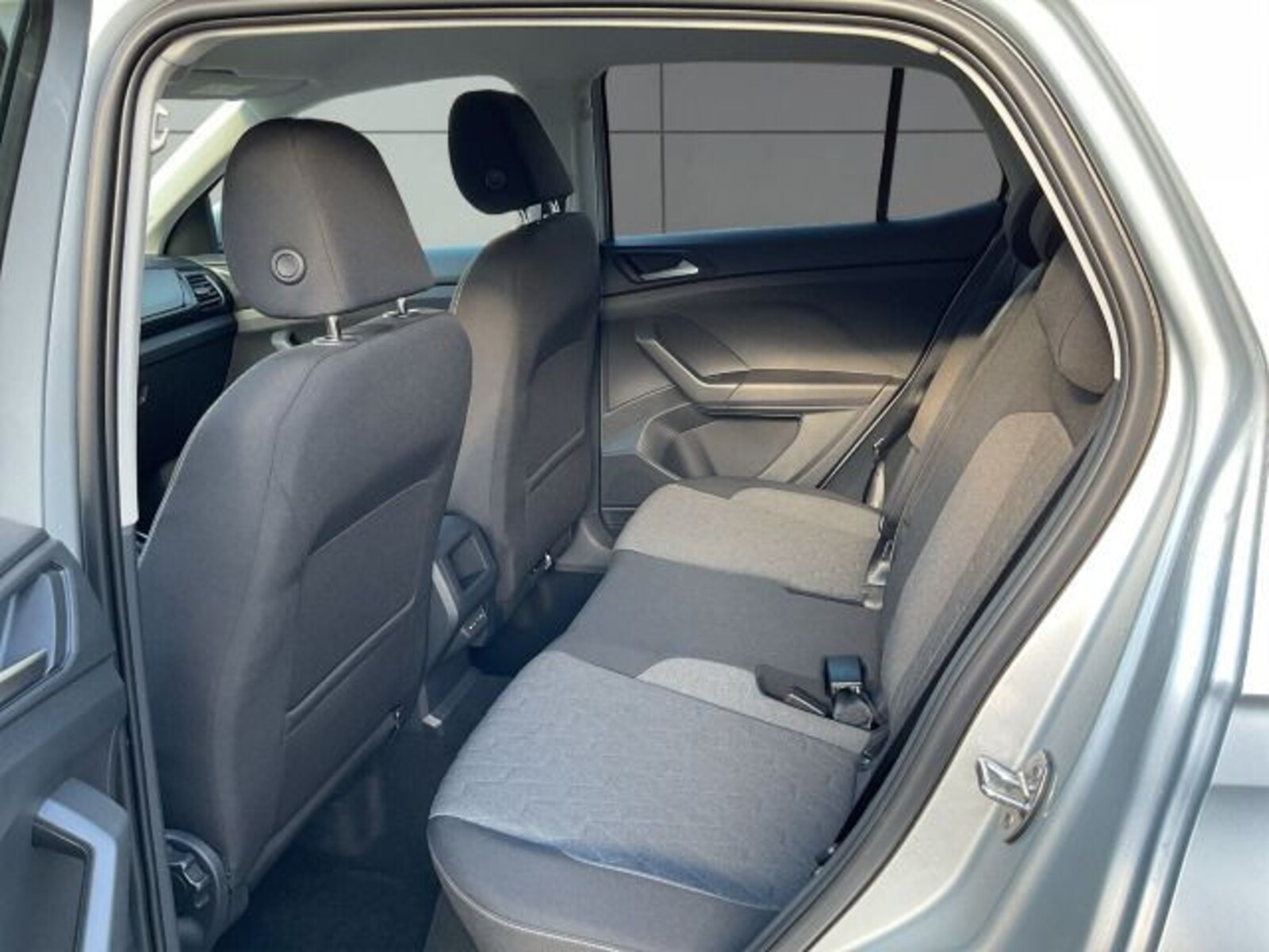 Volkswagen T-Cross – Bild 10