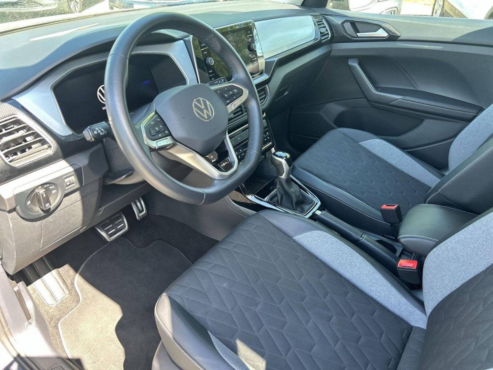 Volkswagen T-Cross – Bild 8