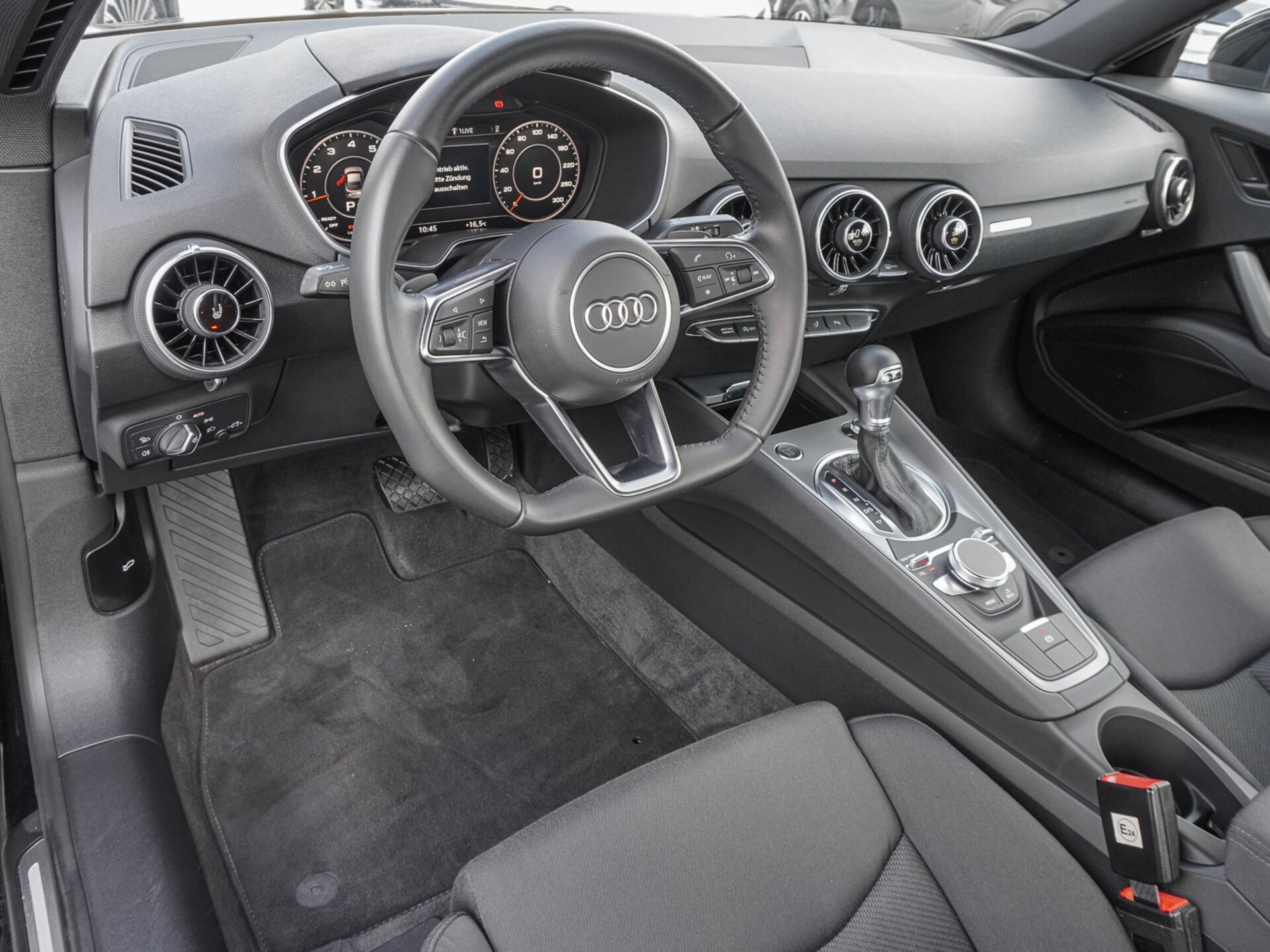 Audi TT Coupé