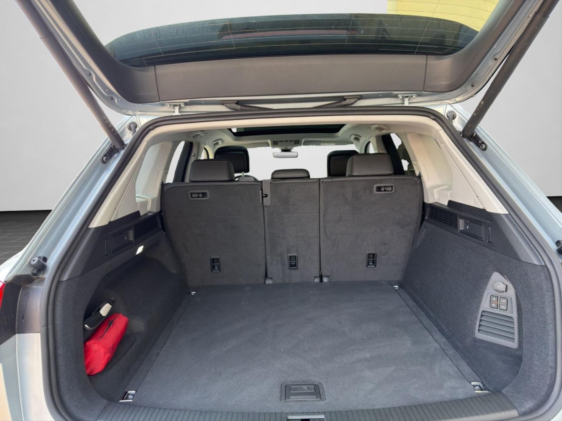 Volkswagen Touareg Basis-Modell