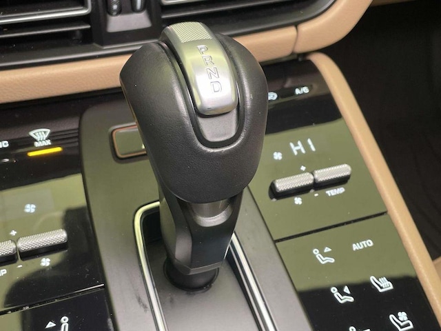 2025 Porsche Macan Base - Photo 35