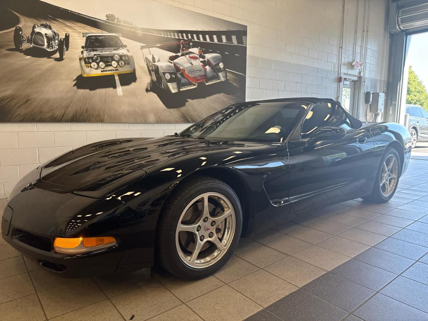 2000 Chevrolet Corvette Convertible's photo