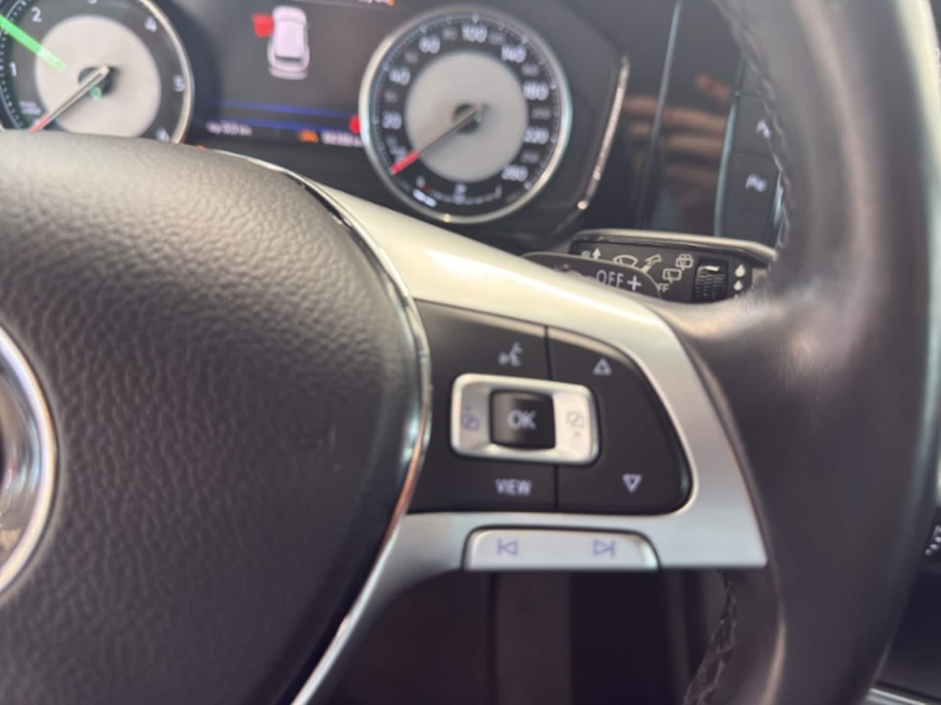 Volkswagen Touareg Basis-Modell