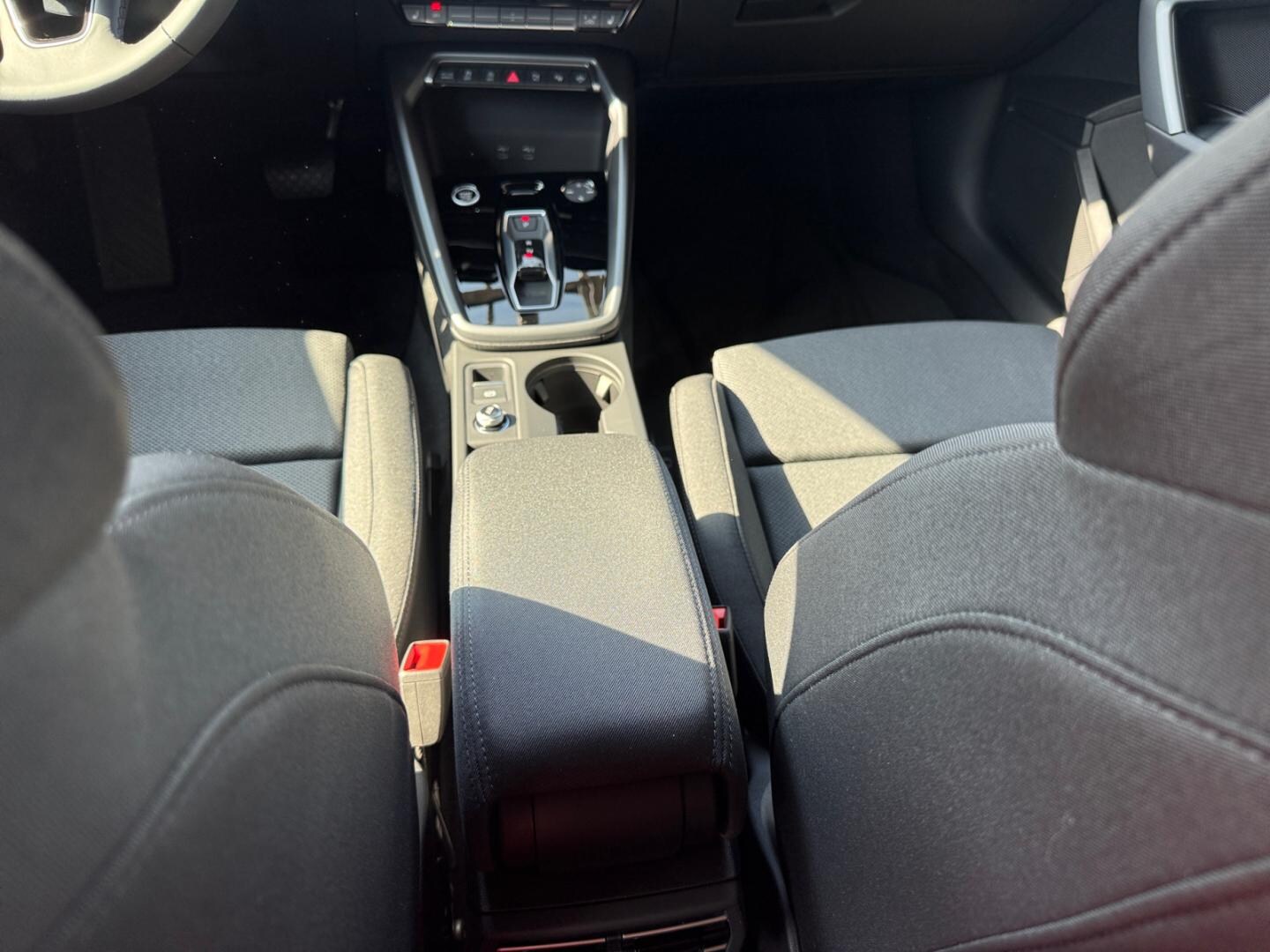 Bild über Audi A3 Sportback TFSI 85 kW S tronic - für weitere Informationen kontaktieren Sie den Audi Partner