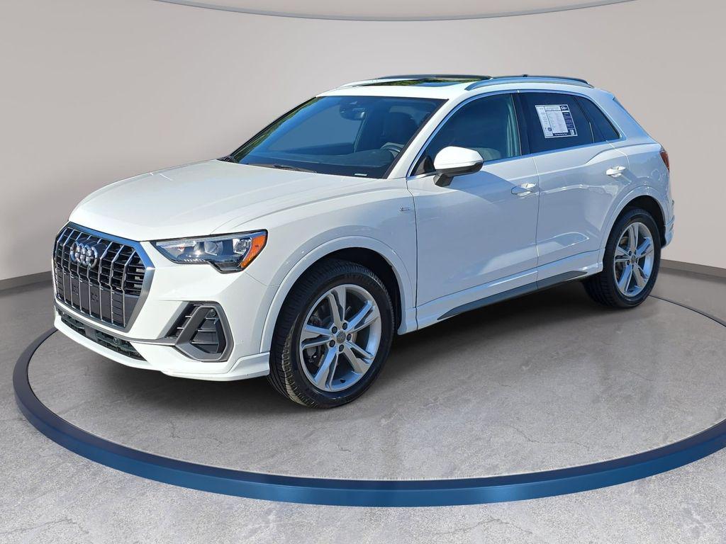 2020 Audi Q3 45 TFSI S Line Premium quattro's photo