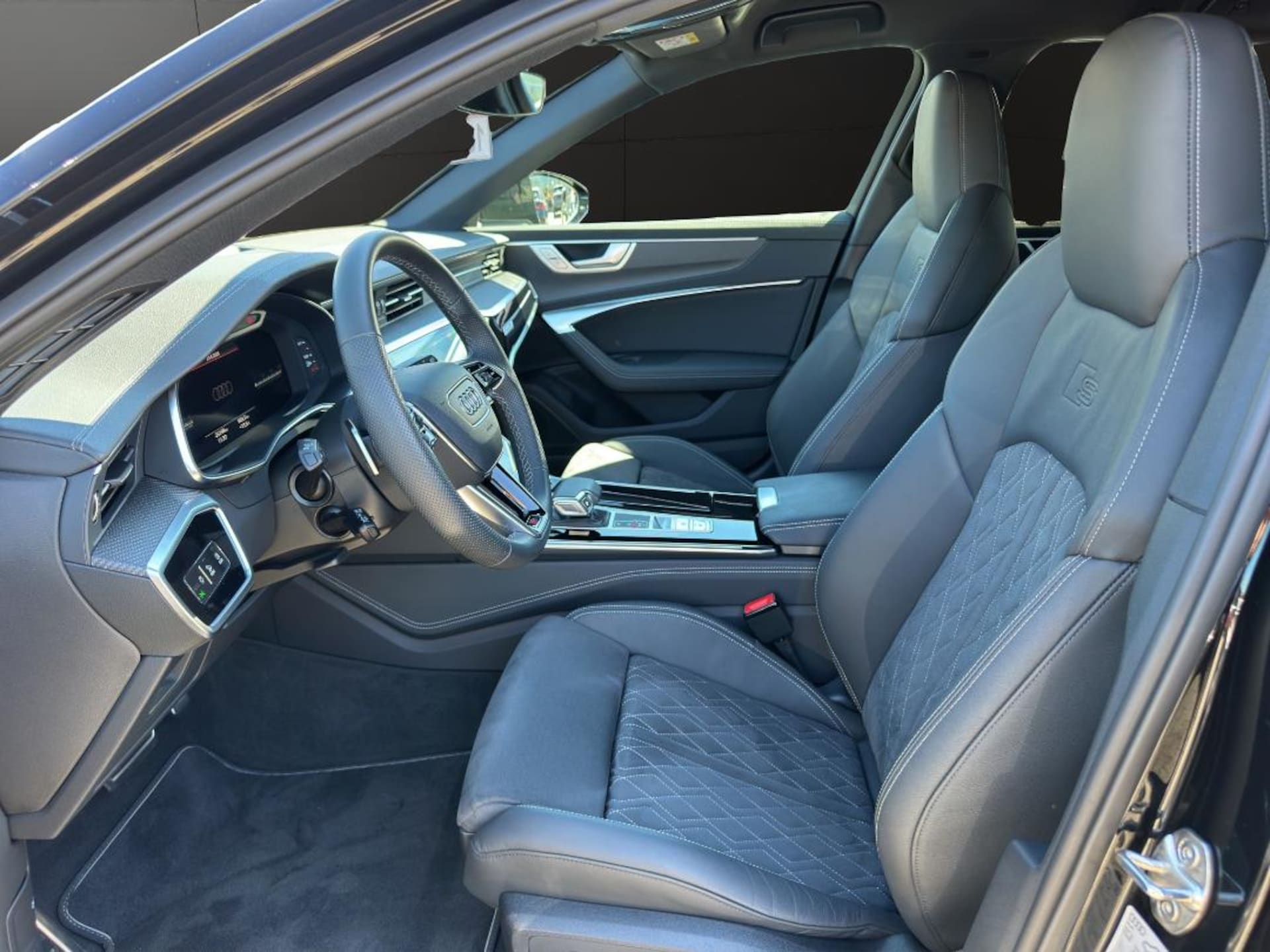 Audi S6 Avant