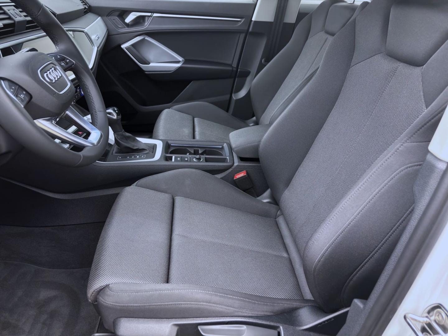 Bild über Audi Q3 Sportback TFSI 110 kW S tronic - für weitere Informationen kontaktieren Sie den Audi Partner