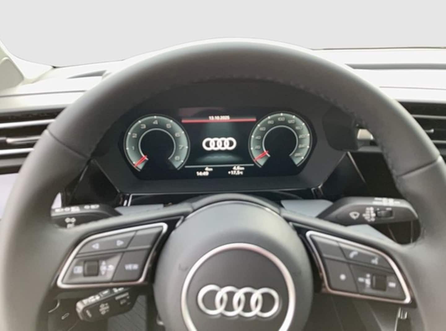 Bild über Audi A3 Sportback TFSI Schaltgetriebe - für weitere Informationen kontaktieren Sie den Audi Partner